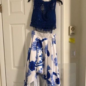 JUNIORS Blue and white Hoco/prom dress